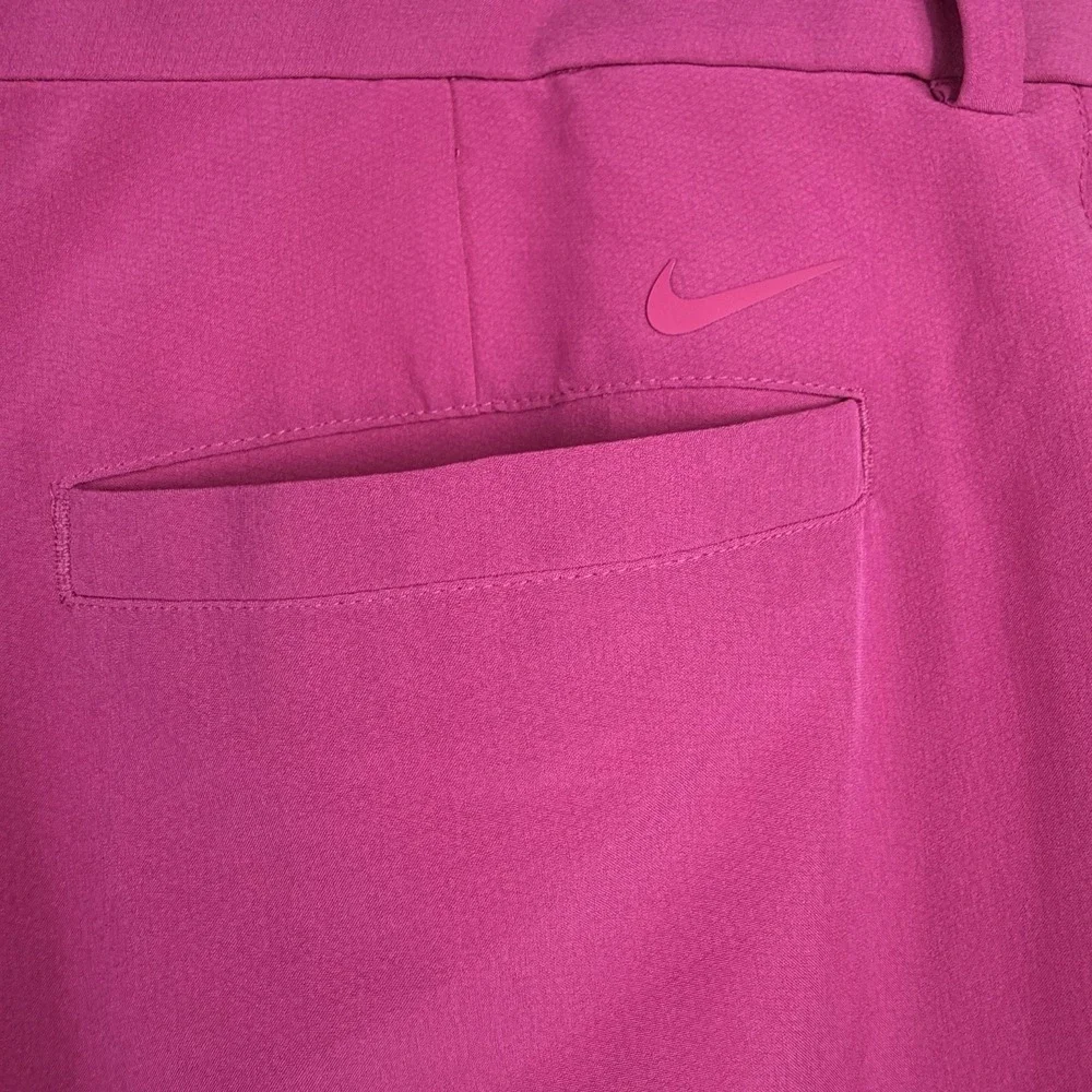 Nike Golf Men's 40x11 Dri-Fit Performance Stretch Bright Pink Chino Golf Shorts